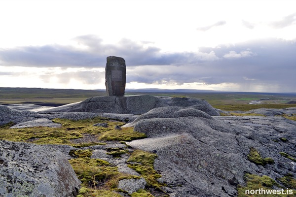 Bjarg í Miðfirði - Bjarg in Midfjordur